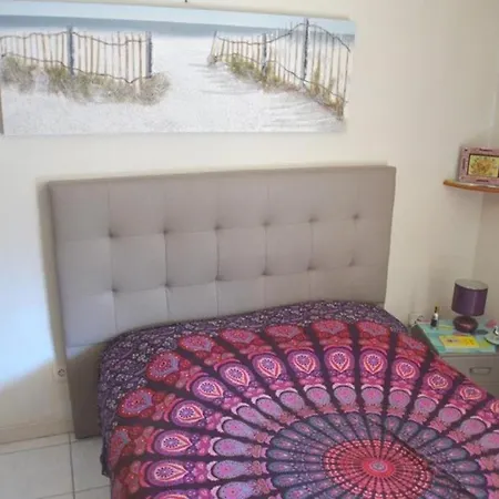 Joli 2 Pieces Climatise Avec Terrasse *